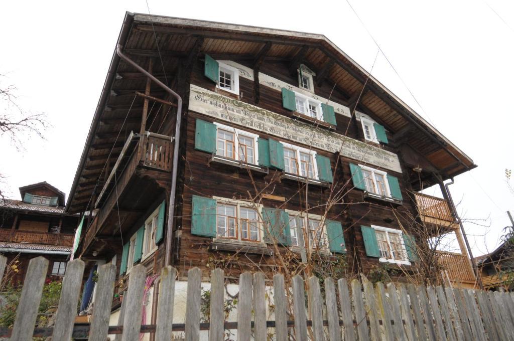 Bnb Hasatrog Jenaz Екстер'єр фото